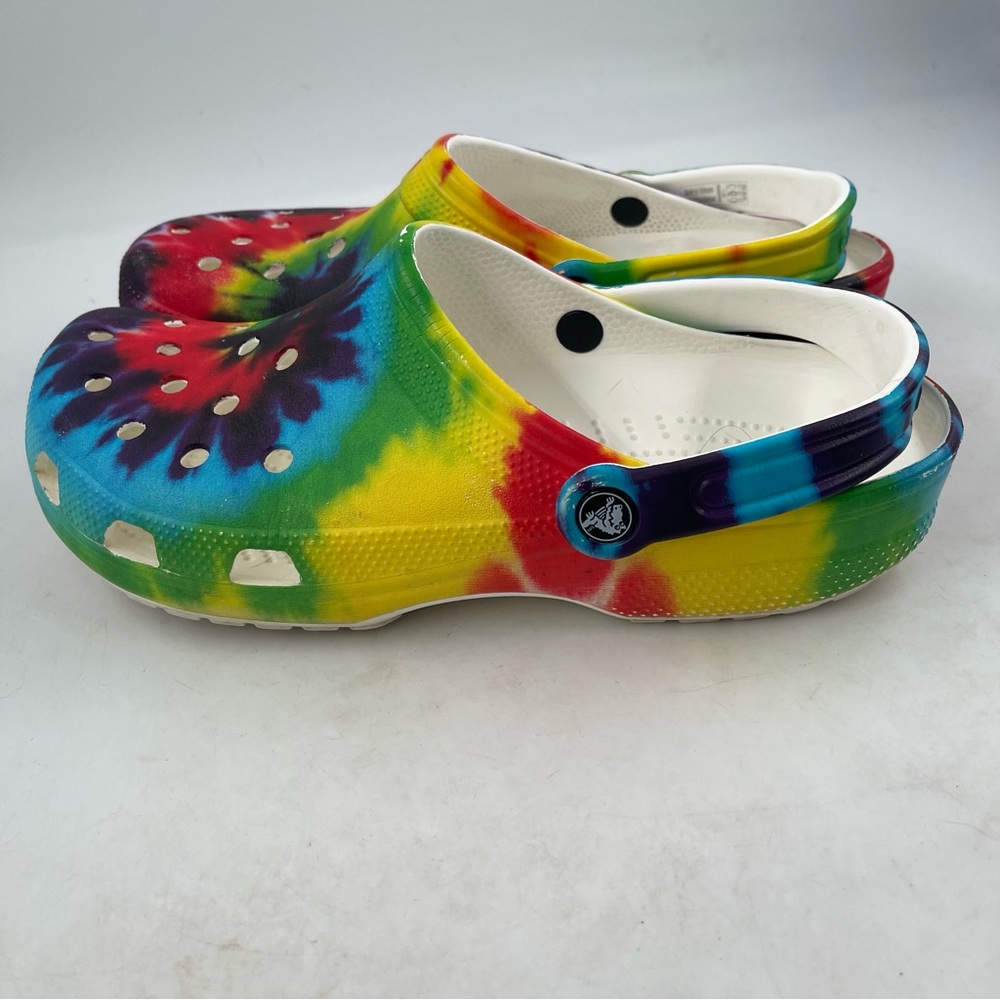 Crocs Men’s Classic Tie Dye Classic Slip-On Clog Mule Shoe - Size 11 Men’s - Picture 10 of 11